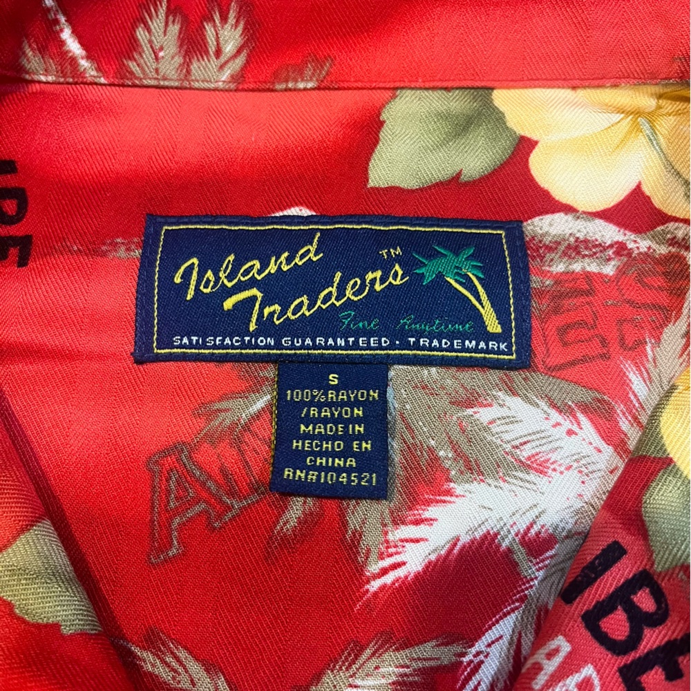 Women’s Vintage 90s Island Traders Red Tropical Floral‎ Hawaiian Button Down - Picture 6 of 10